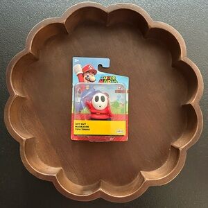Super Mario ~ Shy Guy Figure